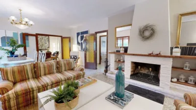 Chalet en venta en Avenida La Jota, 19, Casetas-Garrapinillos-Monzalbarba (Zaragoza Capital) de 550.000 €