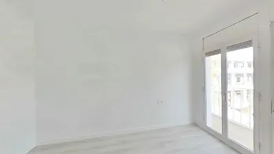 Flat in Eixample-Sant Oleguer photo 17