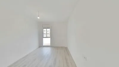 Flat in Eixample-Sant Oleguer photo 18