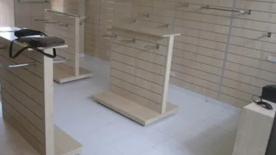 Local comercial en venta en Zona Bertamirans - Vista 2
