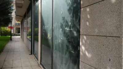 Local comercial en alquiler en Zona Milladoiro - Vista 2