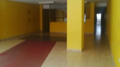 Local comercial en alquiler en Ensanche - Vista 3