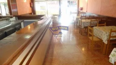 Local comercial en alquiler en Ensanche - Vista 2