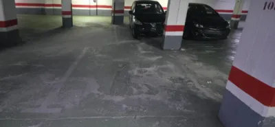 Garaje en alquiler en Ensanche - Vista 2