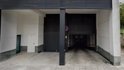 Garaje en venta en Avenida de la Libertad - Vista 3