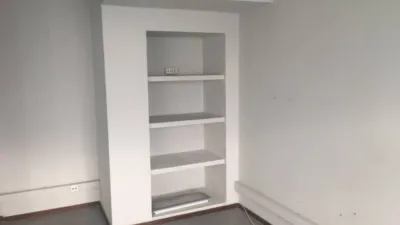 Local comercial en alquiler en Ensanche - Vista 2