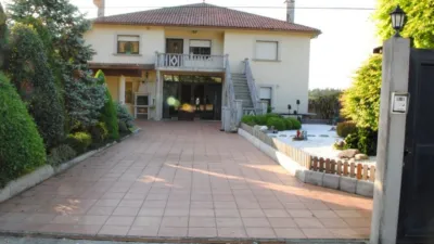 Casa en Zona Sigüeiro photo 28