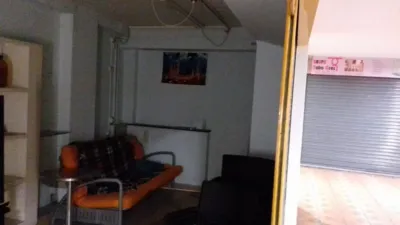 Local comercial en alquiler en Ensanche - Vista 2