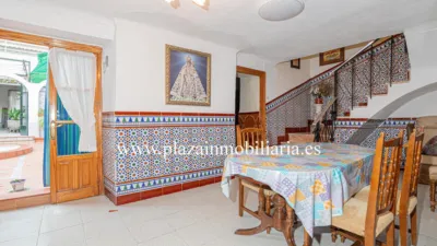 Chalet in C-. General Alaminos photo 15