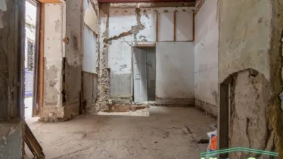 House in the Centre photo 20