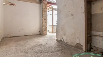 House in the Centre photo 39