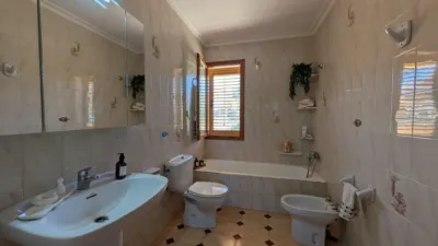 Chalet on Carrer de Barcelona photo 27