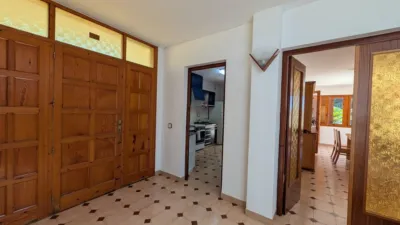 Chalet on Carrer de Barcelona photo 40