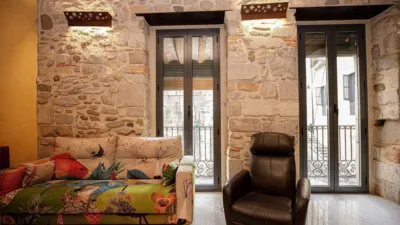 Piso en alquiler en Carrer Catedral, Barri Vell (Girona Capital) de 1.800 €<span>/mes</span>