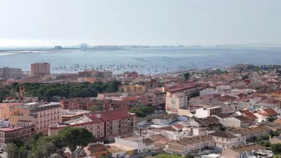 Chalet en venta en Calle de la Pinta, Núcleo (San Pedro del Pinatar) de 499.900 €