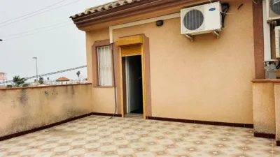 Casa en venta en Playa La Concha, Los Alcázares de 189.900 €