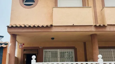 Casa en venta en Playa La Concha, Los Alcázares de 189.900 €