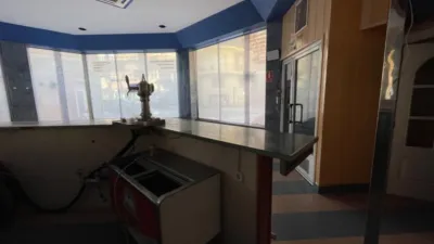 Local comercial en venta en Industria - Vista 2