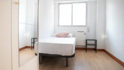 Piso en alquiler en Numancia - Imagen 12
