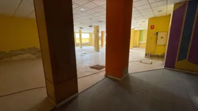 Local comercial en alquiler en Circunvalacion-Feria - Més
