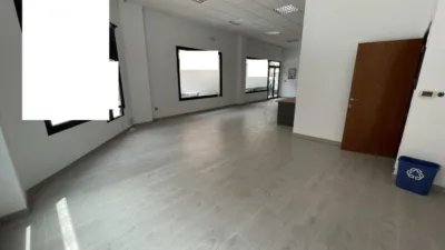 Local comercial en venta en Industria - Vista 2