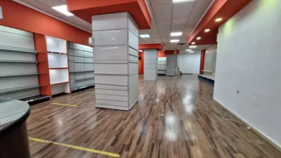 Local comercial en alquiler en Centro-Villacerrada - Vista 2