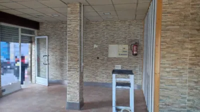 Local comercial en alquiler en Carretera de Jaen - Más