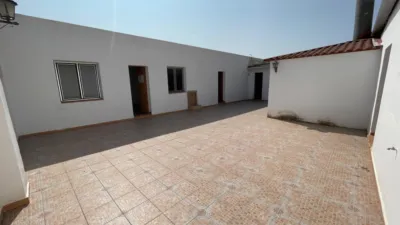 Edificio en alquiler en Barrios Periféricos - Pedanías - Vista 4