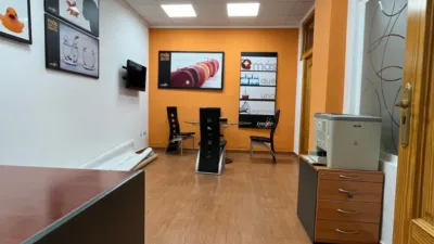 Local comercial en venta en El Pilar - Vista 2