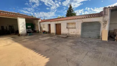 House in Peripheral Neighborhoods - Pedanías photo 2