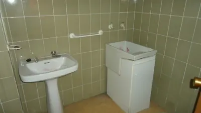 Local comercial en venta en El Pilar - Vista 2