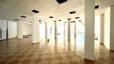 Local comercial en alquiler en Hospital - Vista 4
