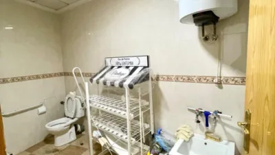 Local comercial en alquiler en Hospital - Més