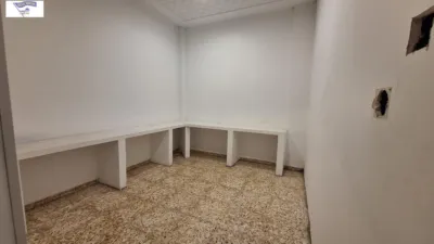 Local comercial en alquiler en Industria - Prikaz 3