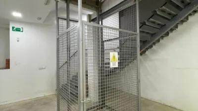Local comercial en alquiler en Imaginalia - Más
