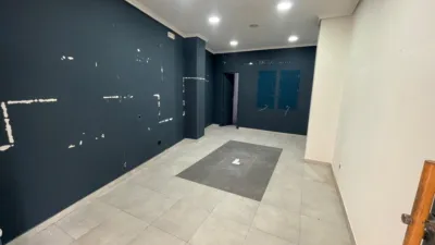Local comercial en alquiler en Calle Ancha - Vista 2