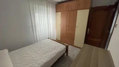 Habitación en alquiler en Calle de la Infanta Doña Teresa, Zona Alta (Ponferrada) de 200 €<span>/mes</span>