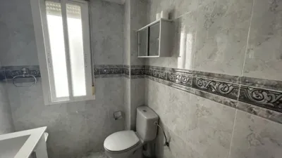 Habitación en alquiler en Calle de la Infanta Doña Teresa, Zona Alta (Ponferrada) de 200 €<span>/mes</span>