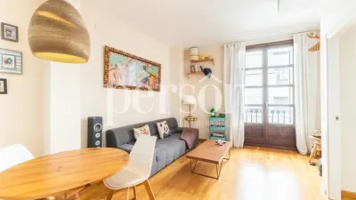 Piso en alquiler en Ciutat Vella - Imagen 2