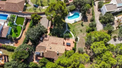 Chalet en venta en Carrer dels Violers, 5, Begur de 1.995.000 €