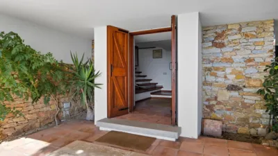 Chalet en venta en Carrer dels Violers, 5, Begur de 1.995.000 €