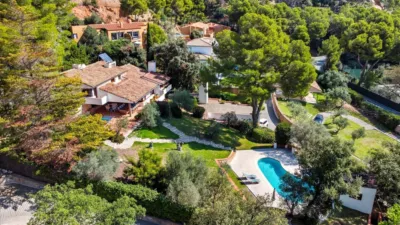 Chalet en venta en Carrer dels Violers, 5, Begur de 1.995.000 €