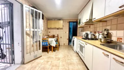 House in Bus Station photo 15