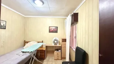 House in Bus Station photo 29