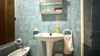 House in Bus Station photo 34