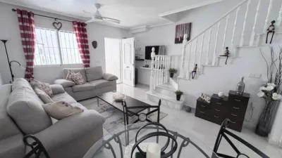 House in Los Almendros-La Florida photo 8