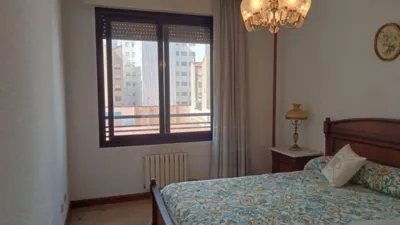 Piso en venta en Calle de las Escuelas Pías, Universidad-Los Lirios (Logroño) de 298.000 €
