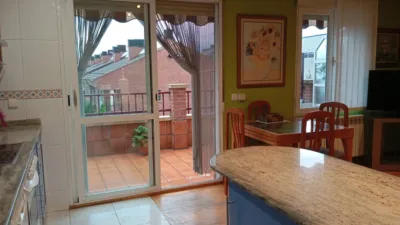 Piso en venta en Calle Nocedillo, San Adrián-La Cava-El Arco (Logroño) de 190.000 €