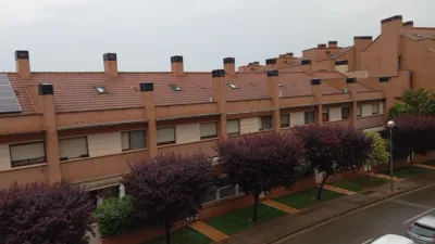 Piso en venta en Calle Nocedillo, San Adrián-La Cava-El Arco (Logroño) de 190.000 €