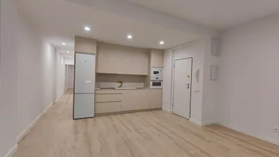 Piso en venta en Calle de Somosierra, Centro (Logroño) de 175.000 €